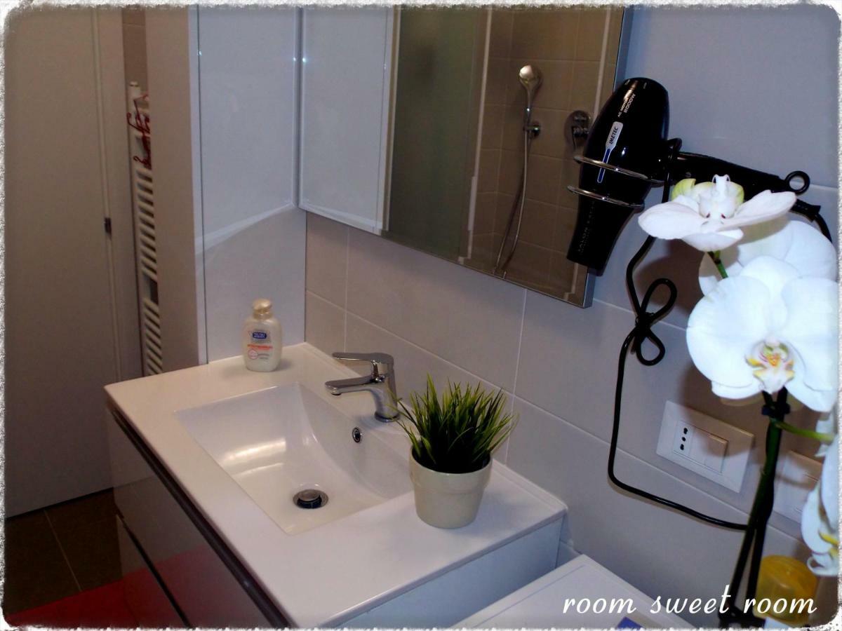 Room Sweet Room Bologna Exterior foto