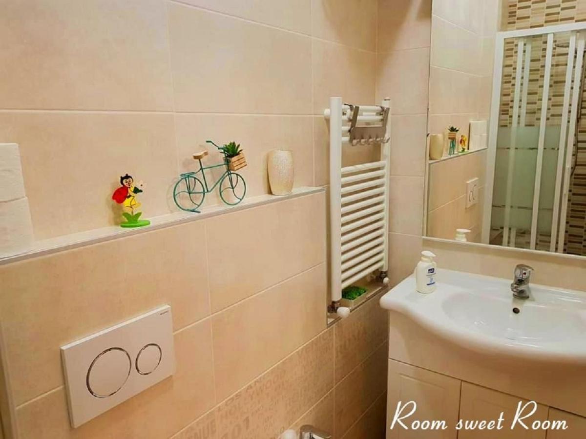 Room Sweet Room Bologna Exterior foto
